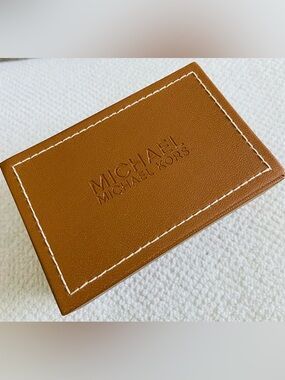 MICHAEL KORS Leather Watch Case (empty)